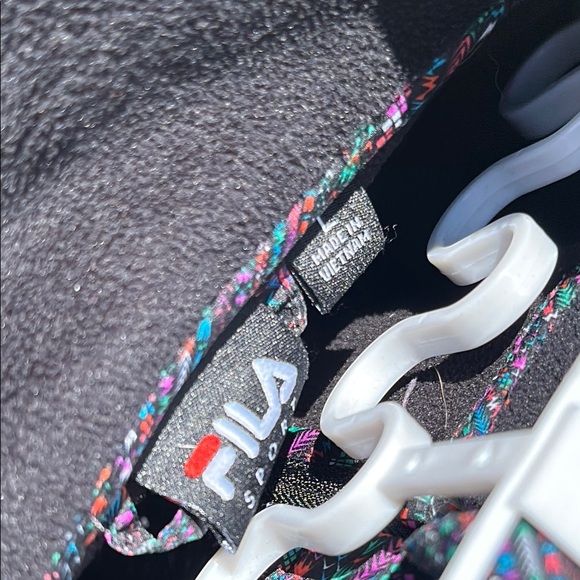 Fila Sport Women's Black Zip-up Fleece Jacket Size Large EUC - Picture 10 of 11